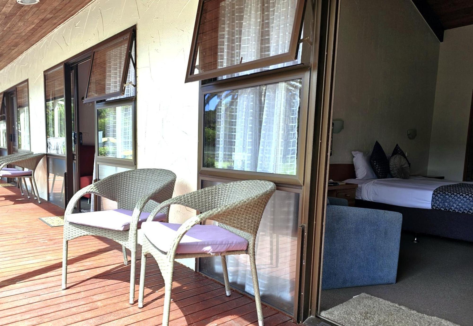 Haruru Falls Motel & Conference Centre Paihia Exteriör bild