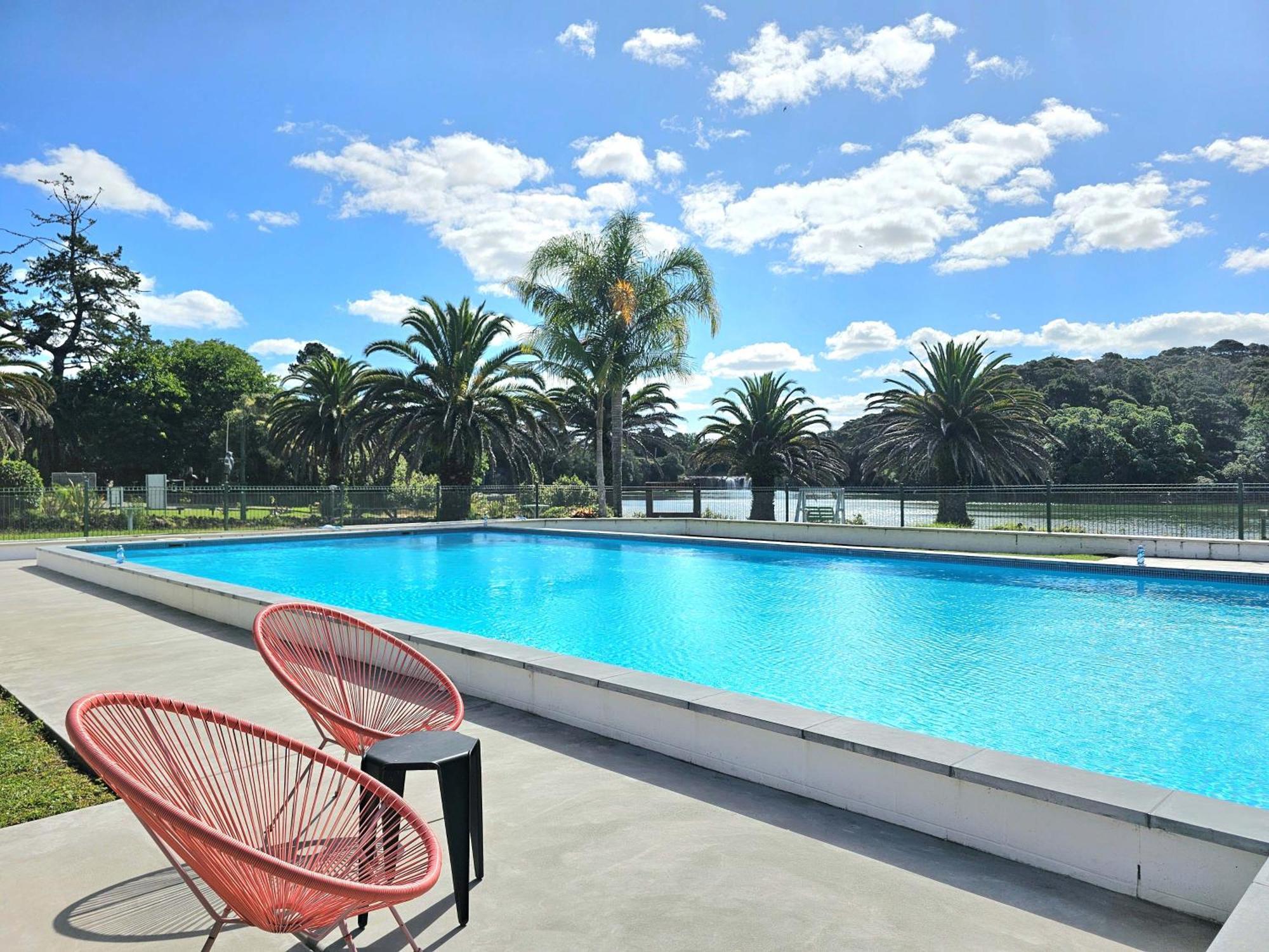 Haruru Falls Motel & Conference Centre Paihia Exteriör bild