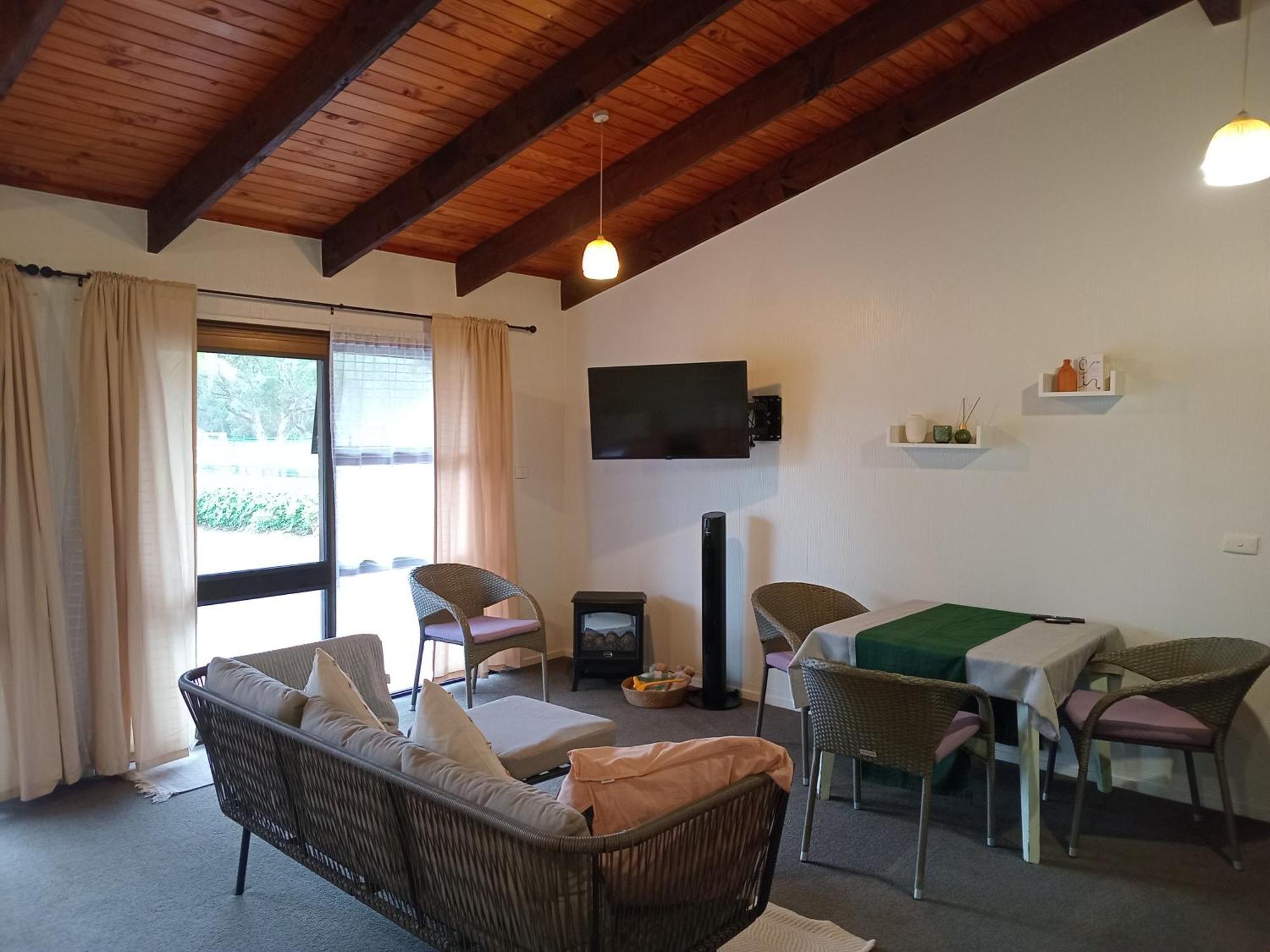 Haruru Falls Motel & Conference Centre Paihia Exteriör bild