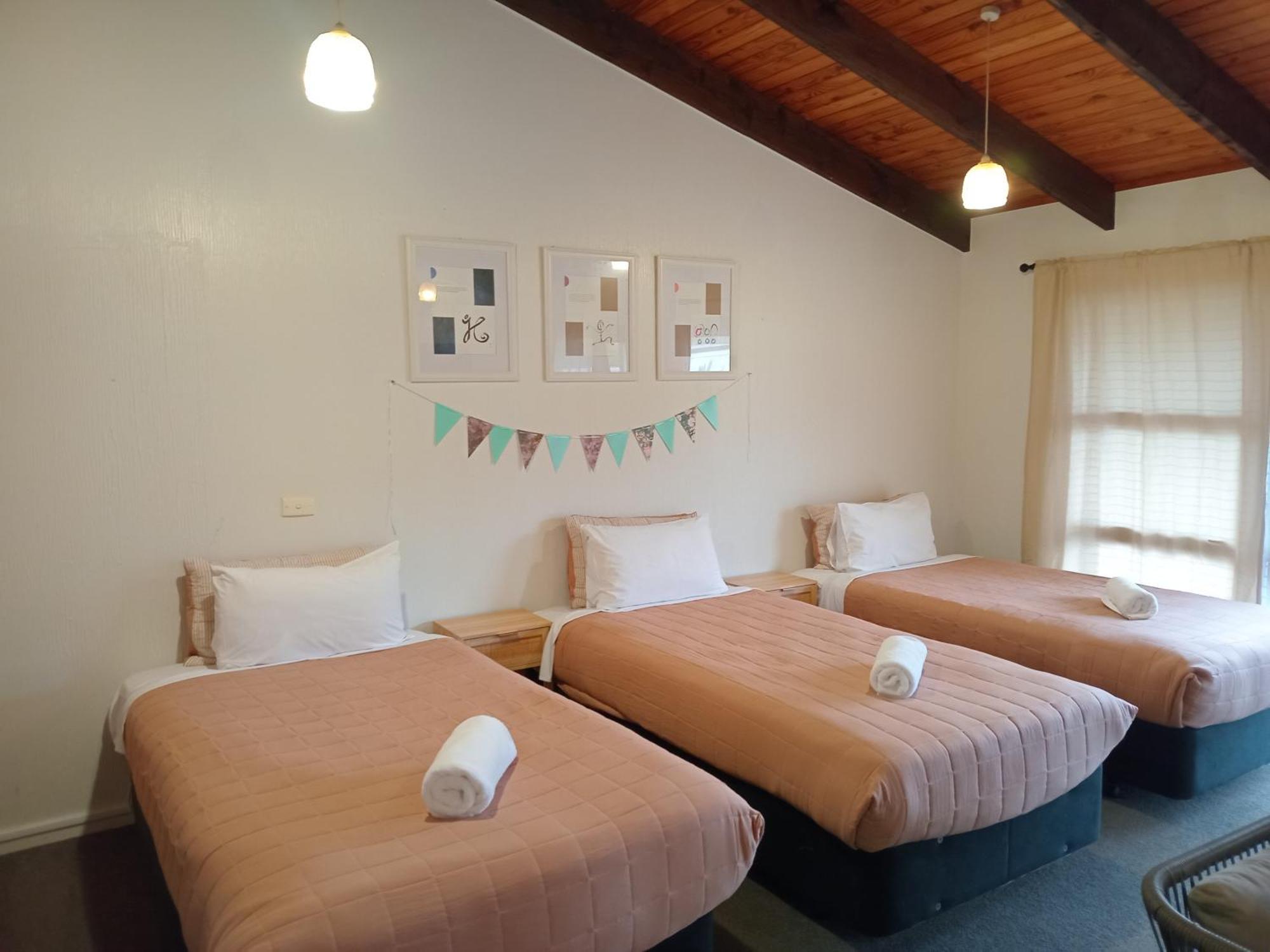 Haruru Falls Motel & Conference Centre Paihia Exteriör bild